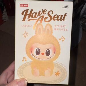 AUTHENTIC Labubu Pop Mart HAVE A SEAT vinyl Pendant (blind box)